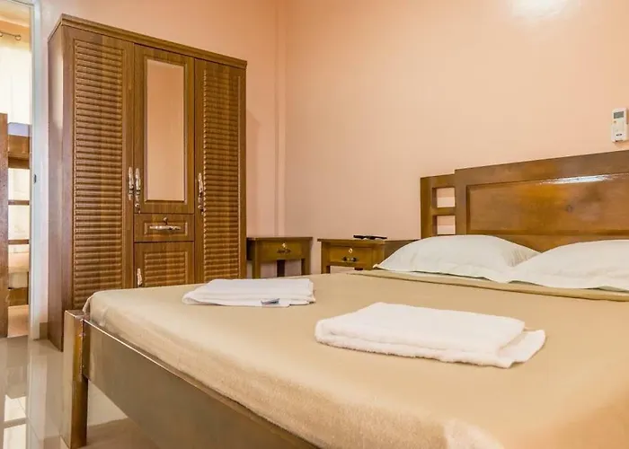 Kellocks' Seaview Apartelle イン 2*